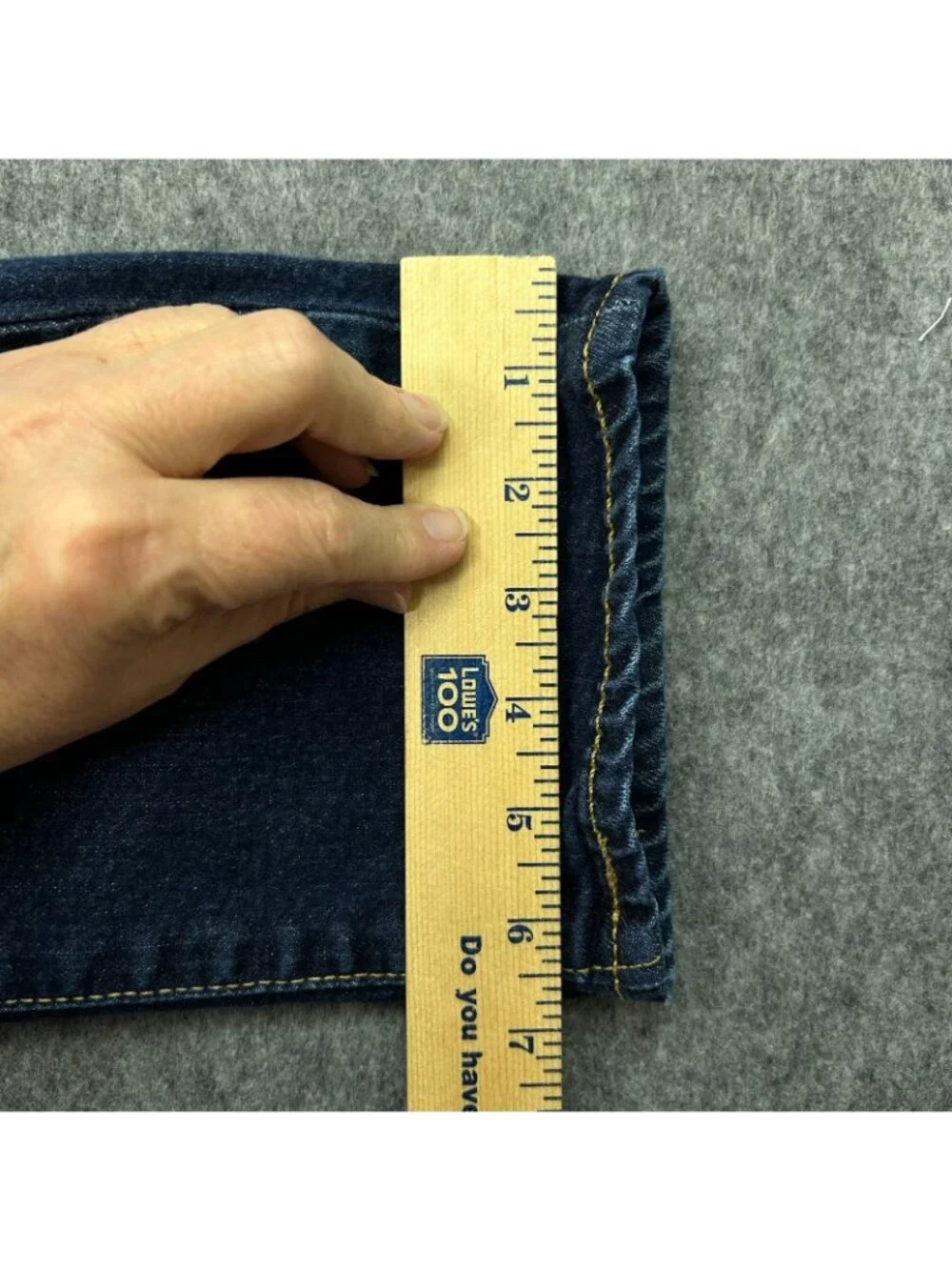 Levi's 511 Slim Fit Jeans Men's Size 34 X 32 Medium Wash Denim